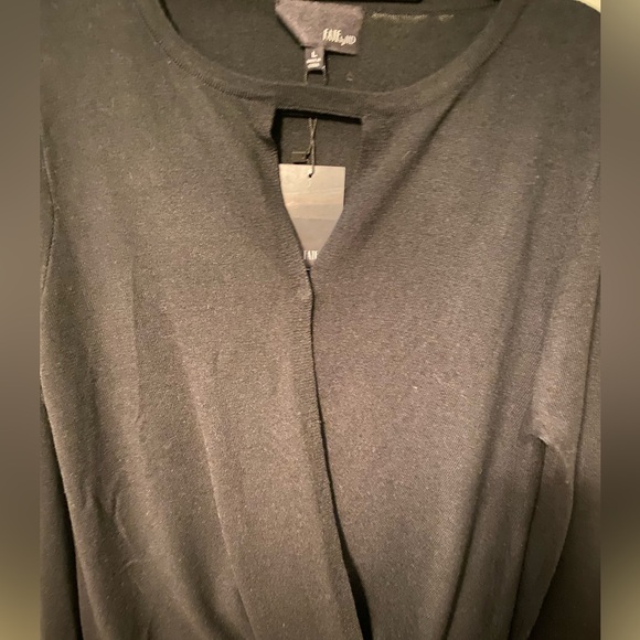 Fate by LFD Black wrap sweater with keyhole, long sleeve with slit NWT Large - Picture 5 of 7